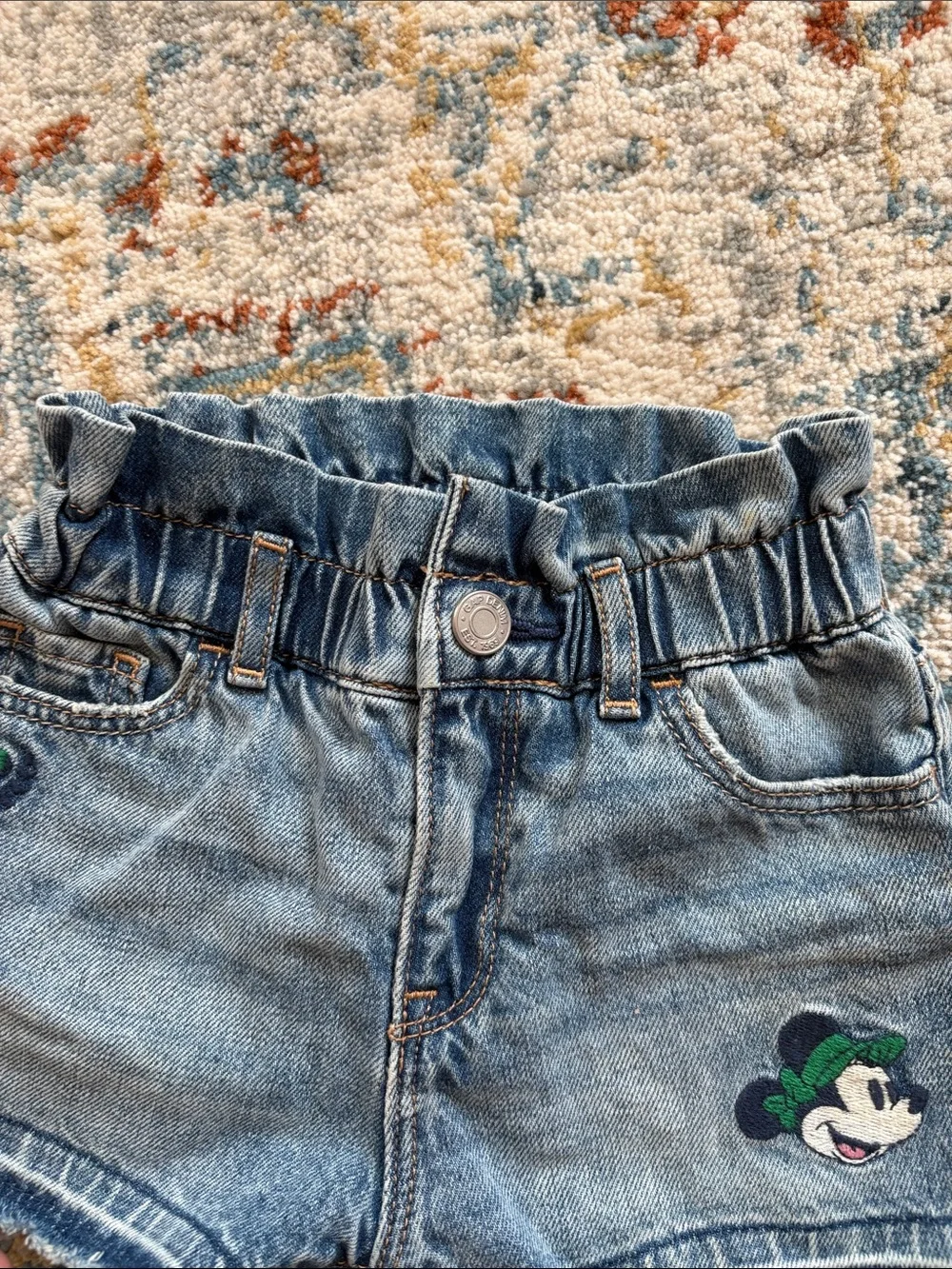 GAP baby disney
